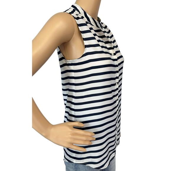 2/$15 J. Crew Draped Striped Tank Top Navy Blue White Button Front Size 00 - Picture 3 of 11